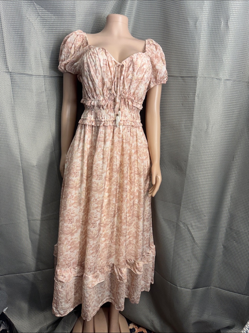 Smocked Pink Floral Puff-Sleeve Maxi Dress